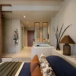 Апарт-отель Tesoro Elegant Escapes-
