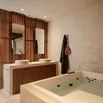 Tesoro Elegant Escapes- Апарт-отель