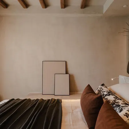 Апарт-отель Tesoro Elegant Escapes- Naxos City