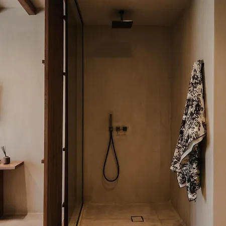 Tesoro Elegant Escapes- Aparthotel Naxos City