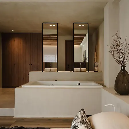 Tesoro Elegant Escapes- Apart-hotel