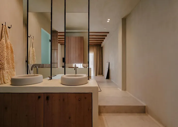 Tesoro Elegant Escapes- 4* Naxos City