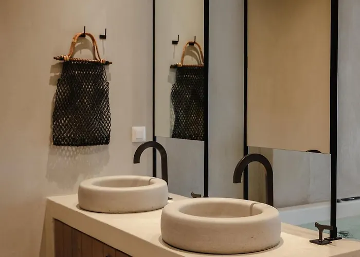 Hotel apartamentowy Tesoro Elegant Escapes- 4*