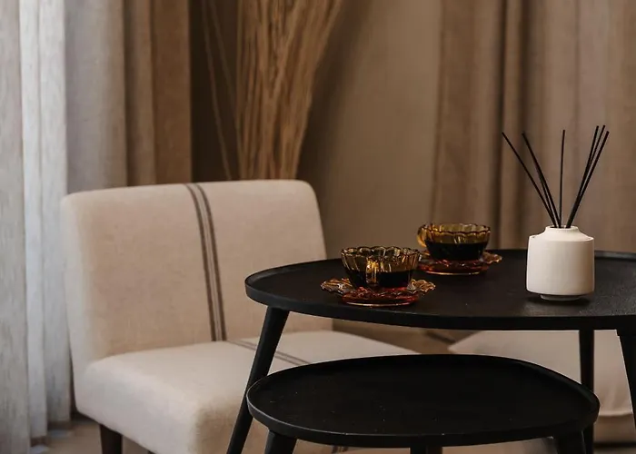 Hotel apartamentowy Tesoro Elegant Escapes- Naxos City